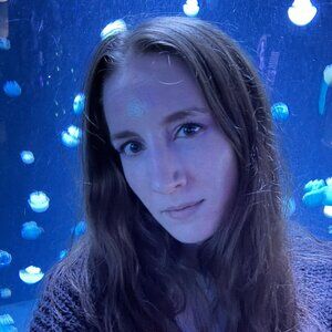 Meet your Posher, Posh